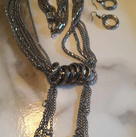 Necklace & earring set. Graphite silver colored chain with circle decor. New!! - Picture 1 of 7